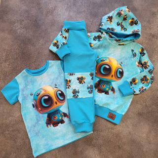 Robotí set na přání 💙 Tričko, mikina a tepláky se zdvojenými koleny a kapsami Vel 110 #robot #mikiny #teplaky #tricko...